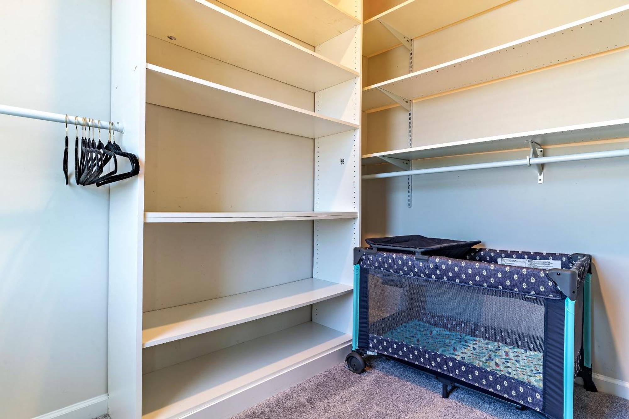 הוילה Raleigh Luxe Family Retreat- 15 Min To Downtown, Kids Gear, Fast Wifi For Wfh, Ev & Pet Friendly מראה חיצוני תמונה