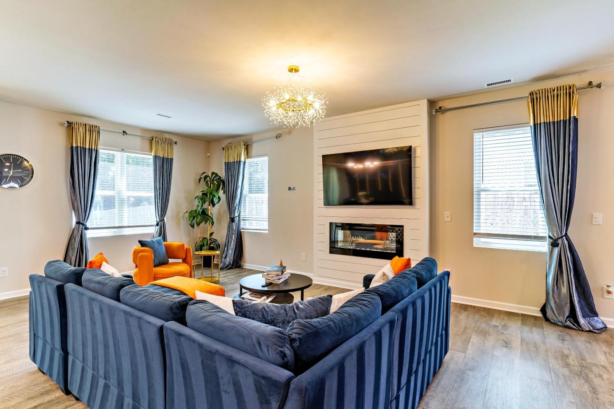 הוילה Raleigh Luxe Family Retreat- 15 Min To Downtown, Kids Gear, Fast Wifi For Wfh, Ev & Pet Friendly מראה חיצוני תמונה